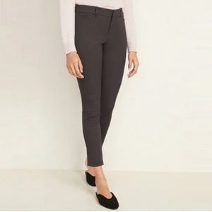 Old Navy Gray Pixie Mid-rise Dress Pants - Size 2R